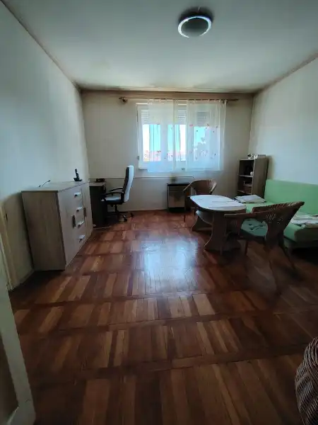 eladó téglalakás, Dunaújváros