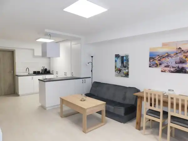 Eladó téglalakás, Eger 4 szoba 80 m² 62.9 M Ft