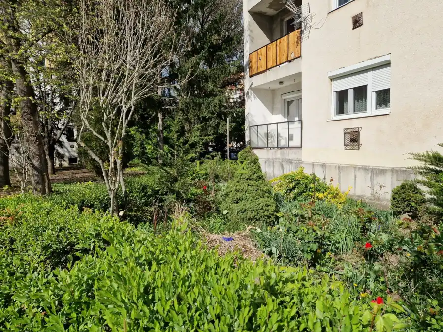 eladó téglalakás, Eger