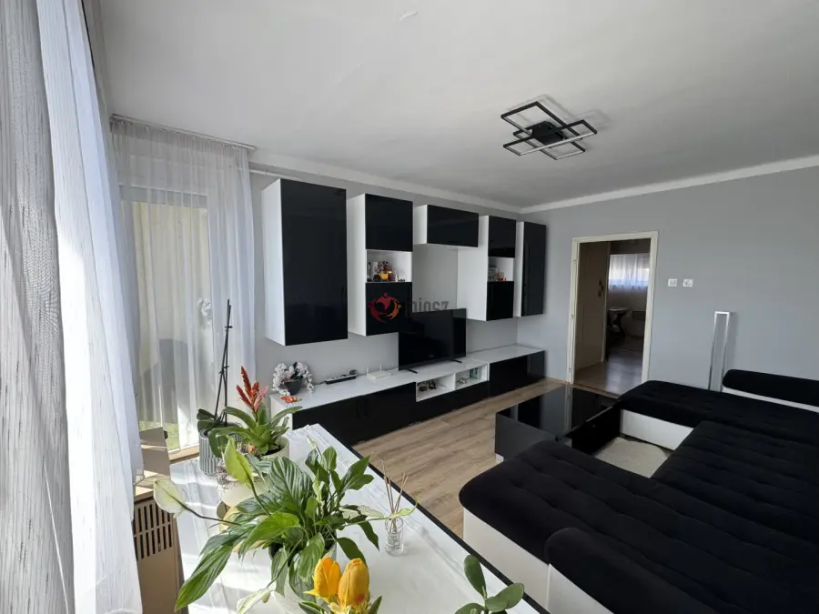 eladó téglalakás, Heves