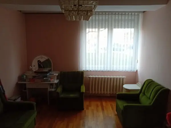 Eladó téglalakás, Oroszlány 3 szoba 74 m² 46 M Ft
