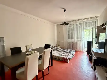 eladó téglalakás, Oroszlány