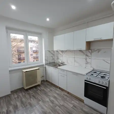 eladó téglalakás, Salgótarján