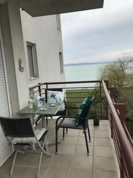 eladó téglalakás, Siófok