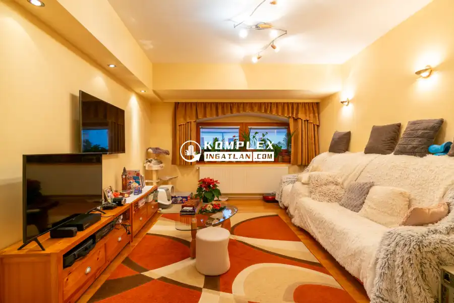 eladó téglalakás, Sopron