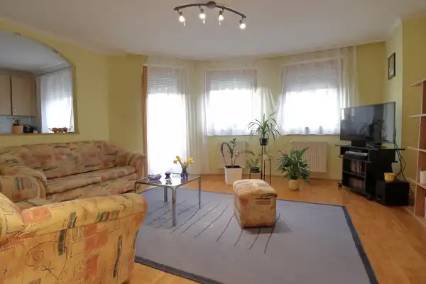 Eladó téglalakás, Szeged 4 szoba 103 m² 89.9 M Ft