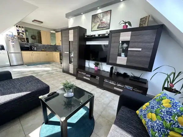 Eladó téglalakás, Szeged 3 szoba 74 m² 65.9 M Ft