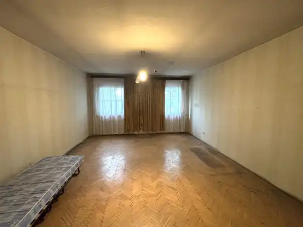 Eladó téglalakás, Szeged 1 szoba 44 m² 34.5 M Ft