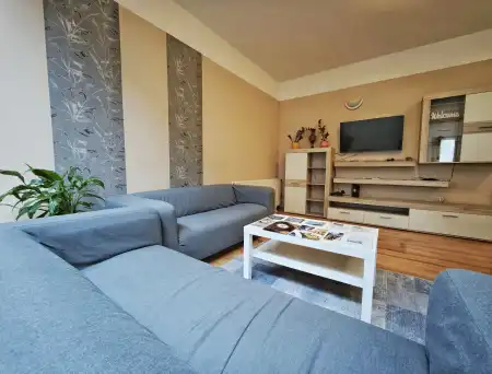 eladó téglalakás, Szeged