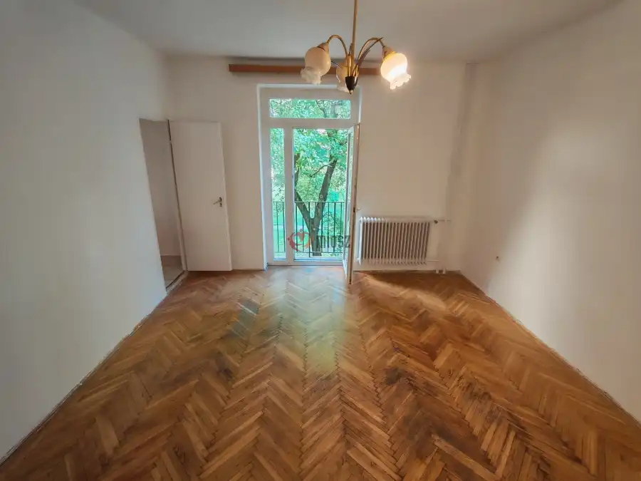 eladó téglalakás, Tatabánya