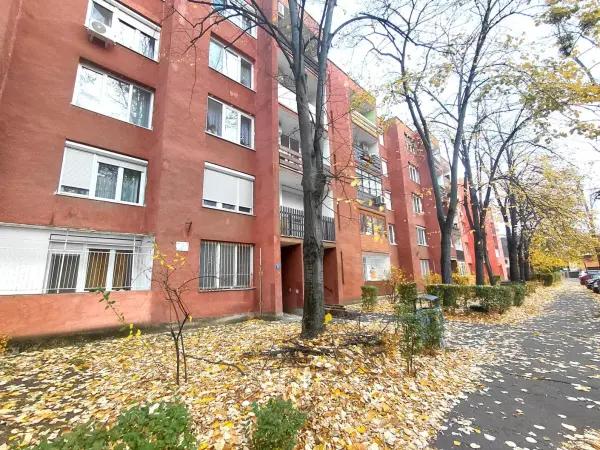 Eladó téglalakás, Tatabánya 2 szoba 55 m² 42.5 M Ft