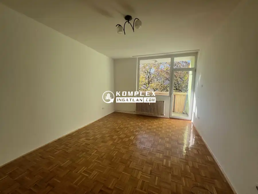 eladó téglalakás, Tatabánya