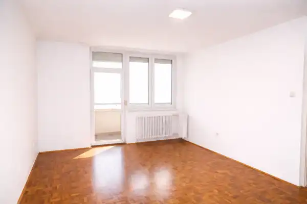 Eladó téglalakás, Tatabánya 1+1 szoba 43 m² 37.5 M Ft