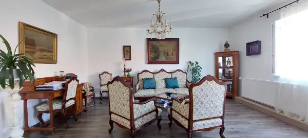 Eladó téglalakás, Vác 3 szoba 95 m² 78.8 M Ft