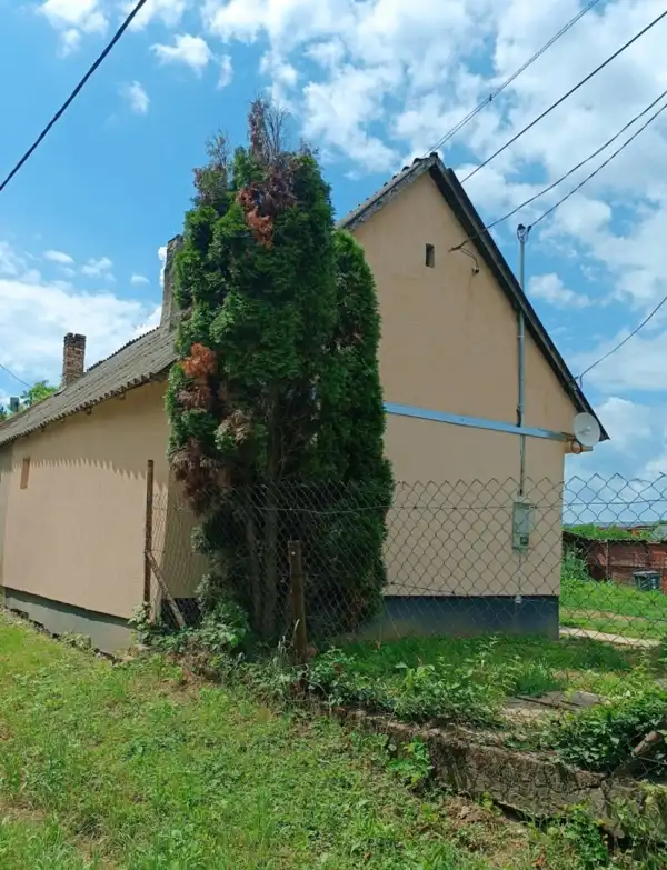 Eladó téglalakás, Vác 1+1 szoba 30 m² 27.9 M Ft