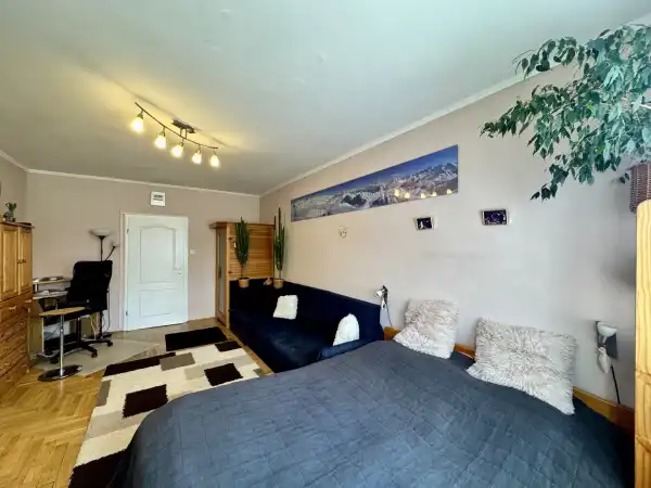 Eladó téglalakás, Vác 3 szoba 71 m² 63 M Ft
