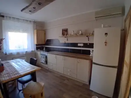 eladó téglalakás, Zalaegerszeg