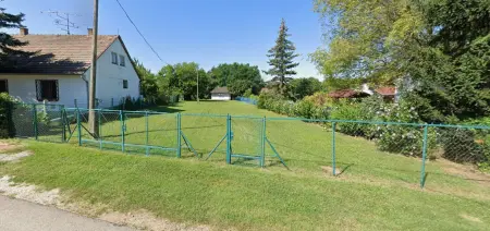 eladó telek, Balatonszárszó
