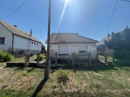 eladó telek, Sárszentmihály