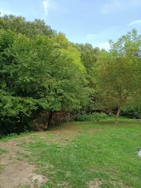 eladó telek, Zebegény