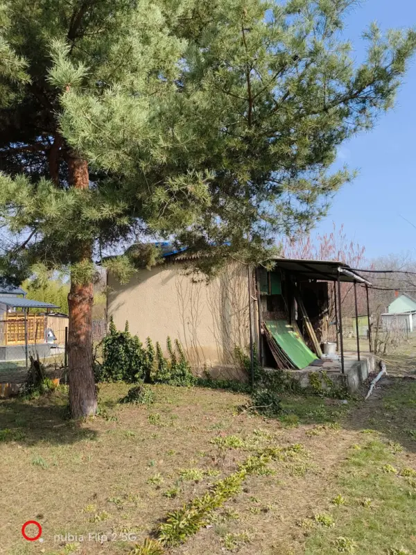 Eladó Üdülő, Nagyvenyim 768 m² 6 M Ft