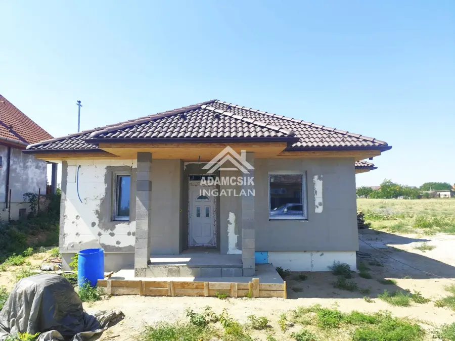 eladó új építésű családi ház, Inárcs
