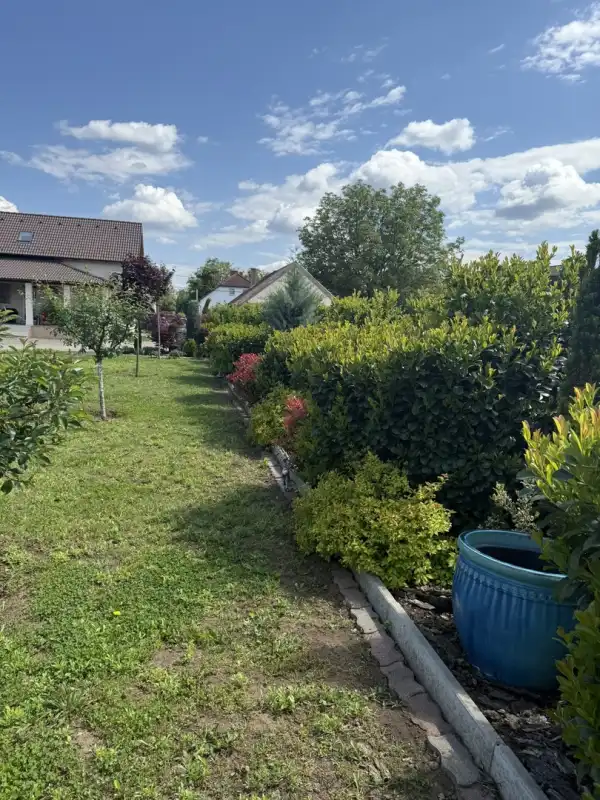 Eladó új építésű családi ház, Kartal 5 szoba 260 m² 179 M Ft