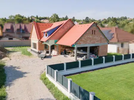 eladó új építésű családi ház, Verőce