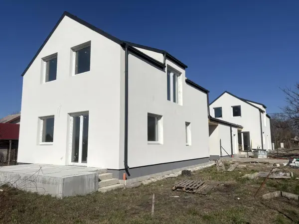 Eladó új építésű ikerház, Szigetszentmárton 5+1 szoba 117 m² 88.9 M Ft