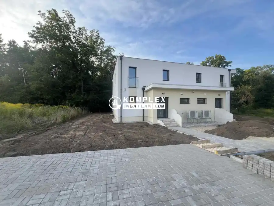 eladó új építésű ikerház, Tata
