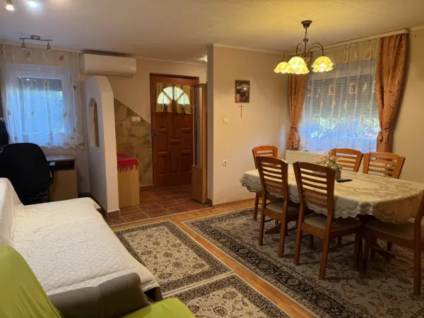Eladó újszerű családi ház, Kisbér 1 szoba 57 m² 39.9 M Ft