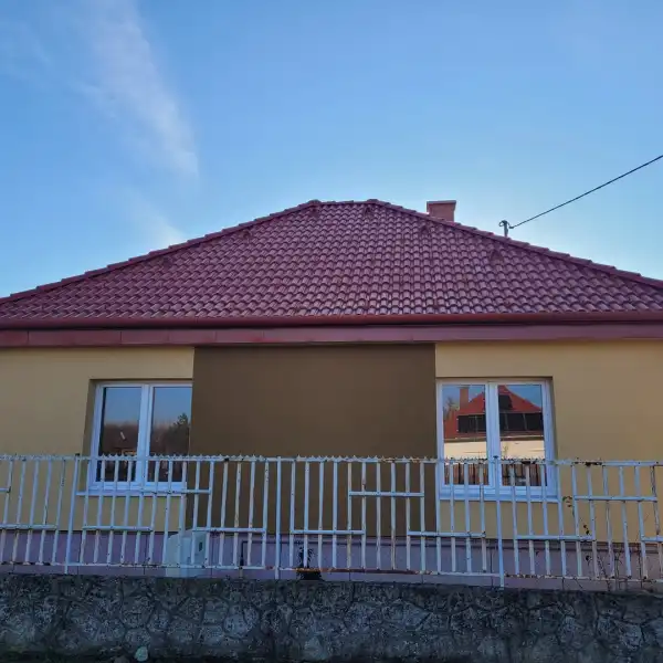 Eladó újszerű családi ház, Mikebuda 3 szoba 124 m² 68.5 M Ft