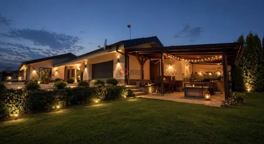 eladó újszerű családi ház, Nyíregyháza