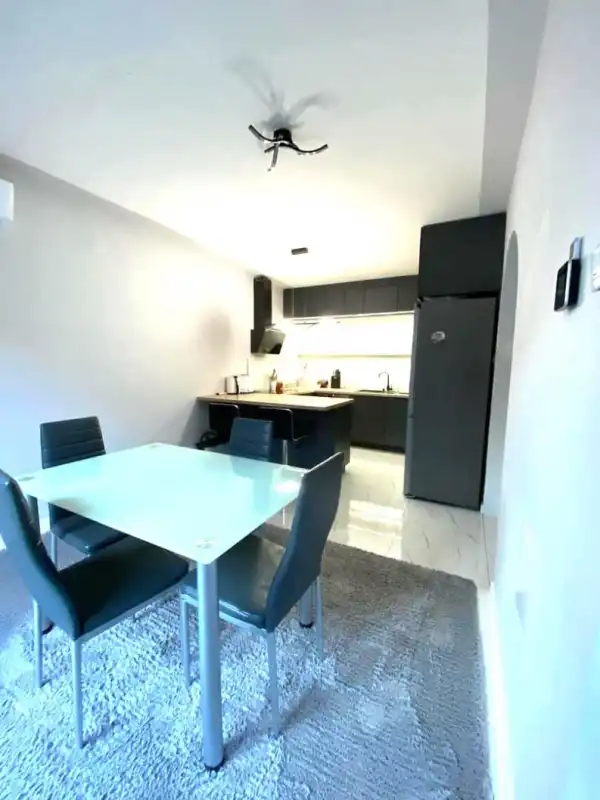 Eladó újszerű családi ház, Súr 2 szoba 113 m² 54.9 M Ft