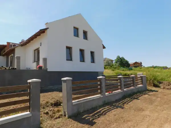 Eladó újszerű ikerház, Egerszalók 4 szoba 122 m² 55 M Ft