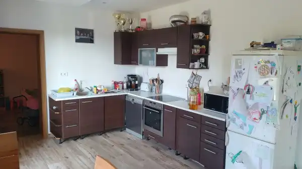 Eladó újszerű ikerház, Nyíregyháza 5 szoba 124 m² 65 M Ft