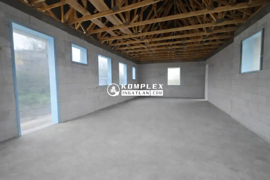 eladó újszerű ikerház, Rácalmás