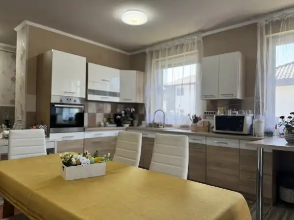 Eladó újszerű ikerház, Szigetszentmárton 3 szoba 80 m² 81.5 M Ft