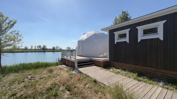 Eladó újszerű nyaraló, Délegyháza 3 szoba 76 m² 59 M Ft