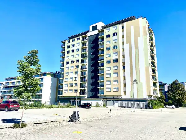 Eladó újszerű panellakás, Siófok 2 szoba 41 m² 71 M Ft