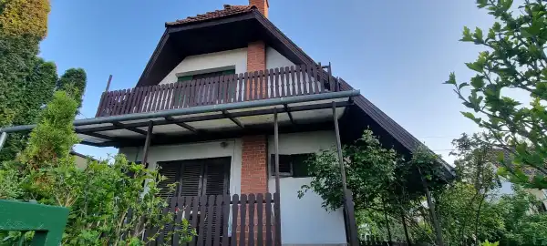 Eladó újszerű tanya, Gomba 1 szoba 55 m² 36 M Ft