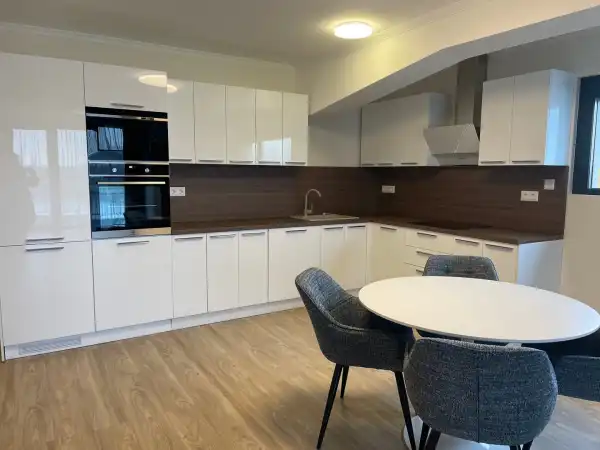 Eladó újszerű téglalakás, Budapest, III. kerület 2 szoba 67 m² 158.26 M Ft