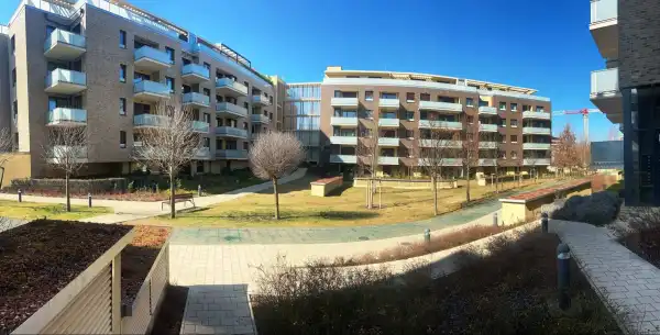 Eladó újszerű téglalakás, Budapest, XIV. kerület 4 szoba 74 m² 124.9 M Ft