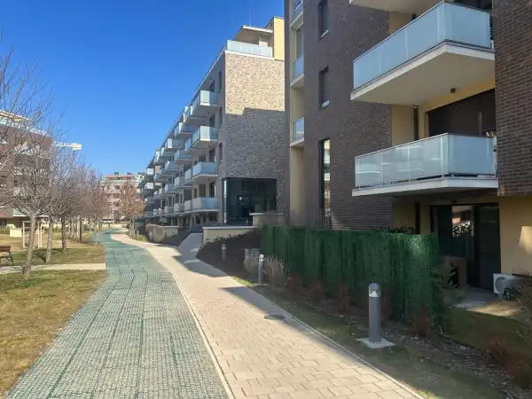 Eladó újszerű téglalakás, Budapest, XIV. kerület 3 szoba 73 m² 129 M Ft
