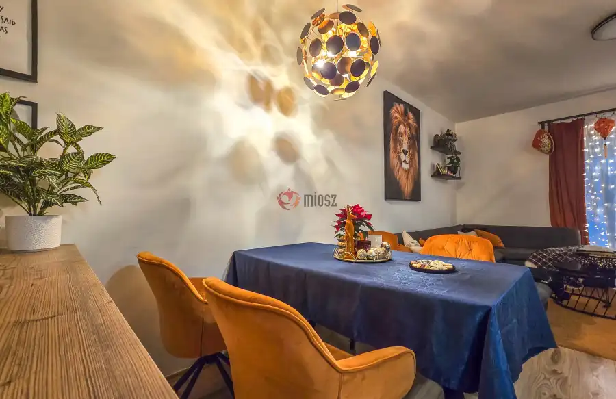 eladó újszerű téglalakás, Sopron