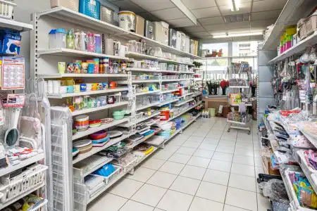 eladó üzlet, Nyíregyháza