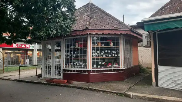Eladó üzlet, Szerencs 27 m² 3.3 M Ft