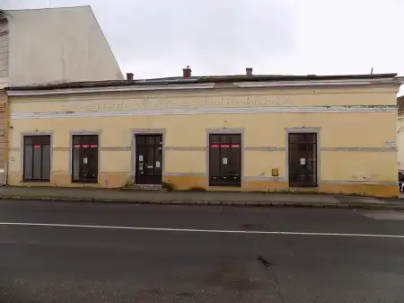 eladó üzlet, Tapolca