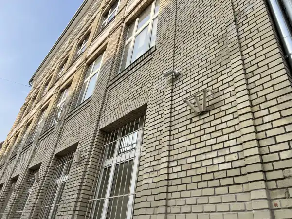 Eladó üzlethelyiség utcai bejáratos, Budapest, VII. kerület 2201 m² 1970 M Ft
