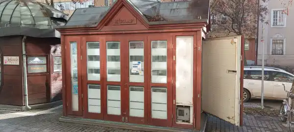 Eladó üzlethelyiség utcai bejáratos, Nyíregyháza 1 szoba 6 m² 4.5 M Ft